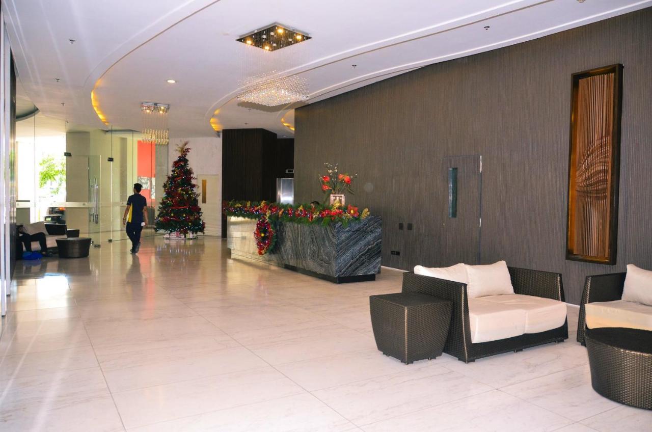 Oasis Regency @ Fort Victoria Bgc Taguig Exteriér fotografie