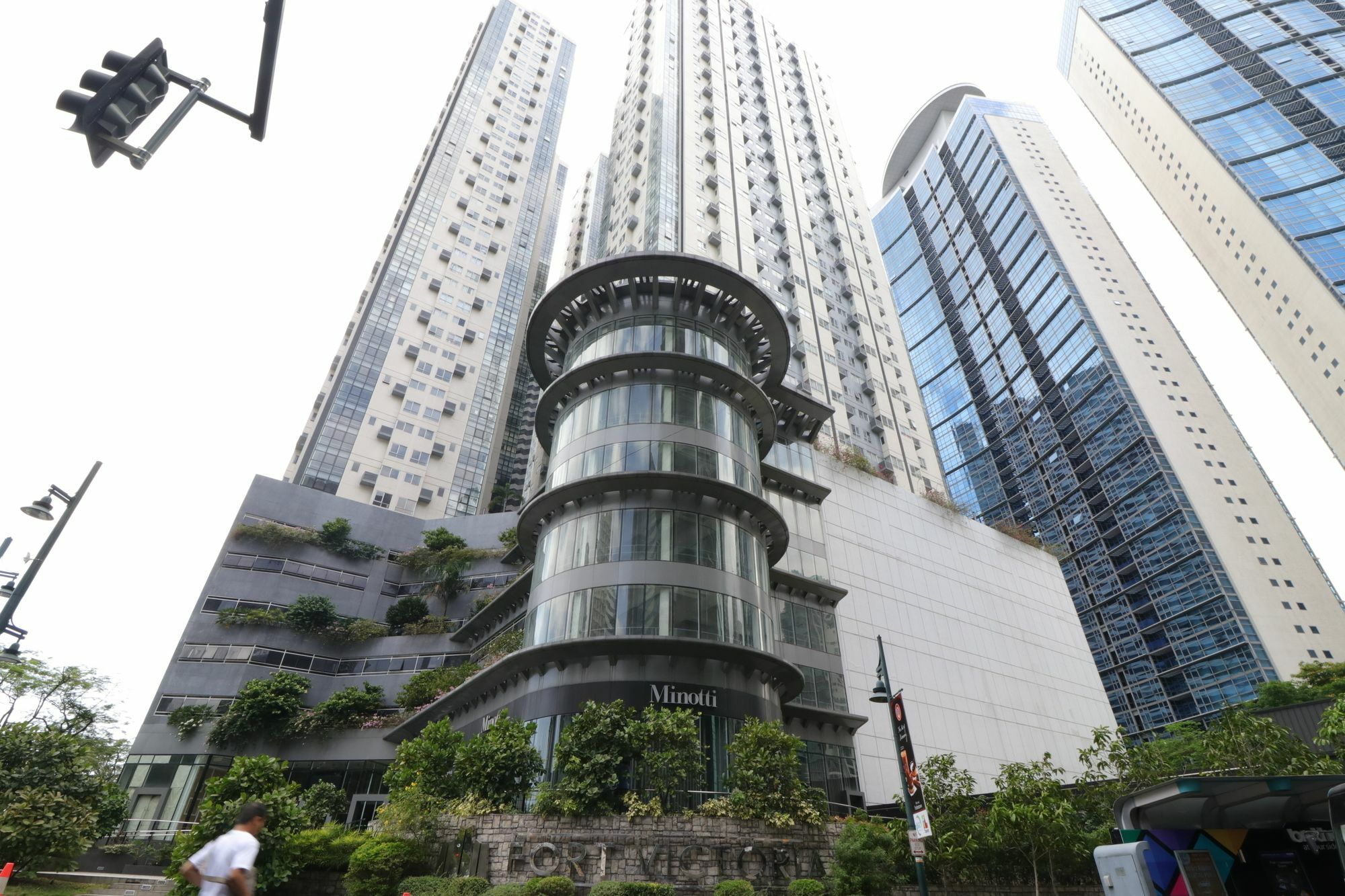 Oasis Regency @ Fort Victoria Bgc Taguig Exteriér fotografie