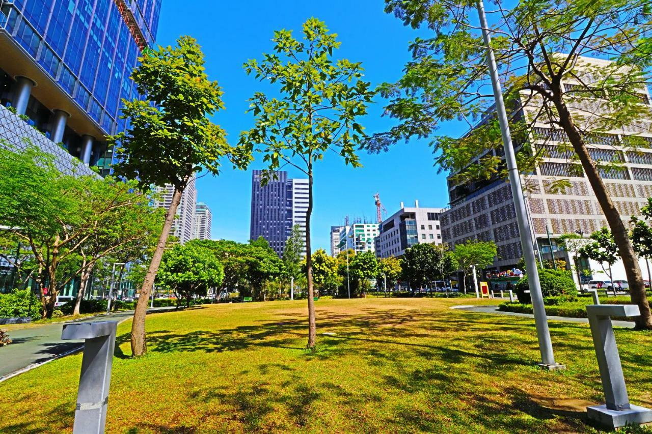 Oasis Regency @ Fort Victoria Bgc Taguig Exteriér fotografie