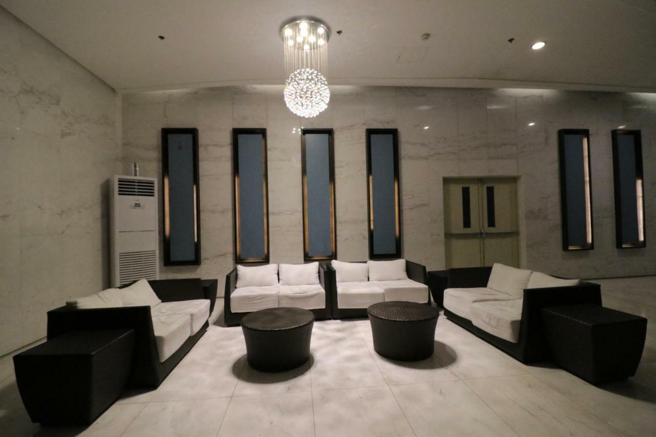Oasis Regency @ Fort Victoria Bgc Taguig Exteriér fotografie