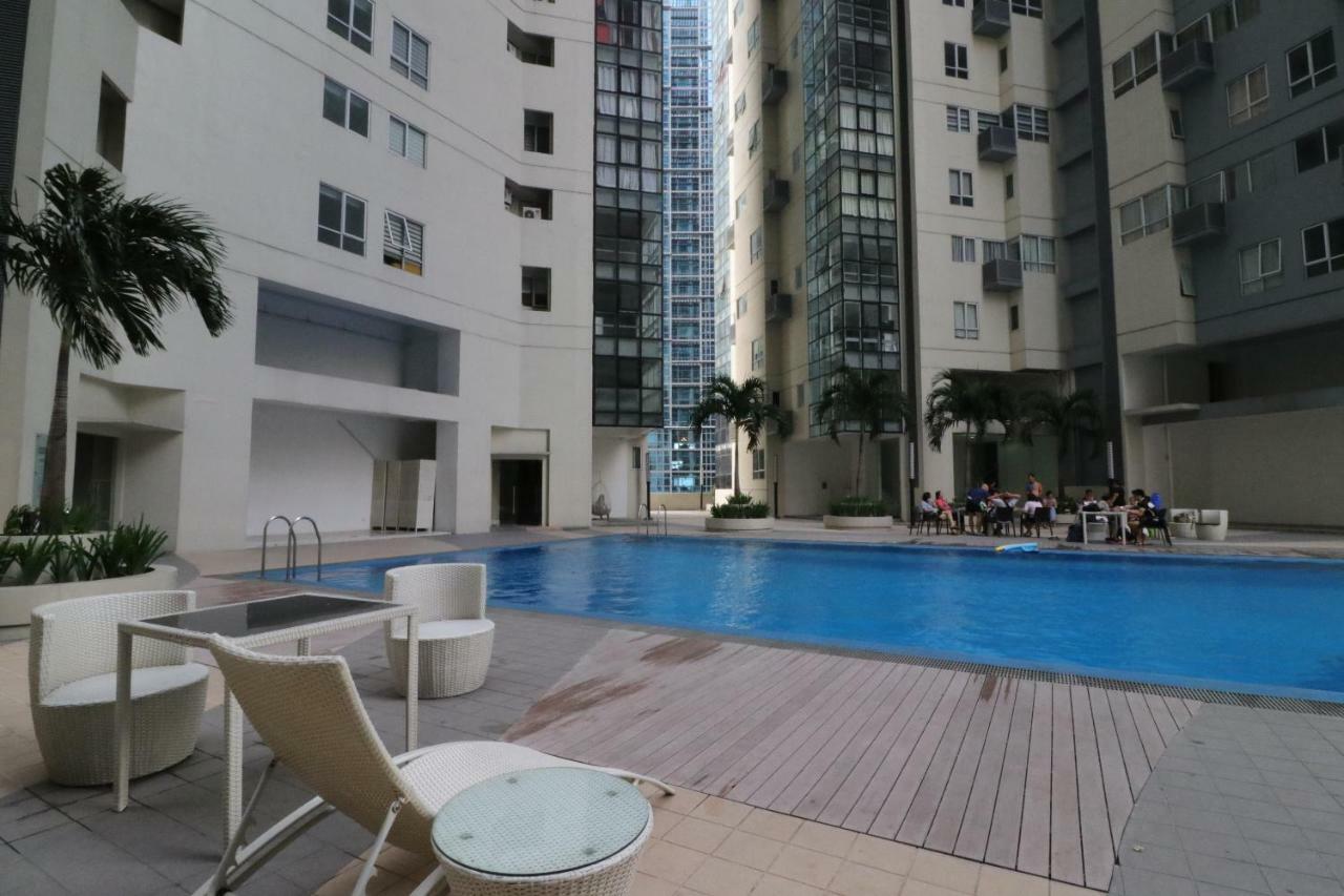 Oasis Regency @ Fort Victoria Bgc Taguig Exteriér fotografie